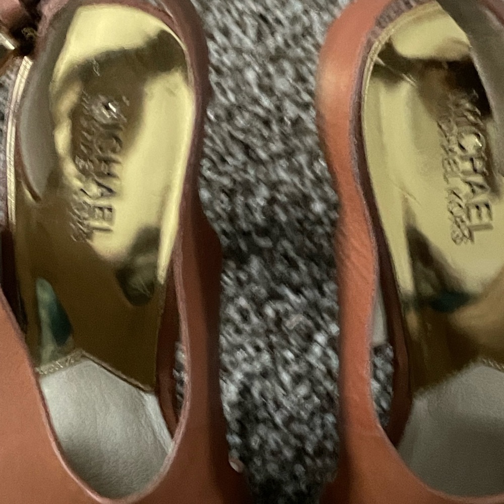 Michael Kors Brown heeled Sandals. Size 8.5.